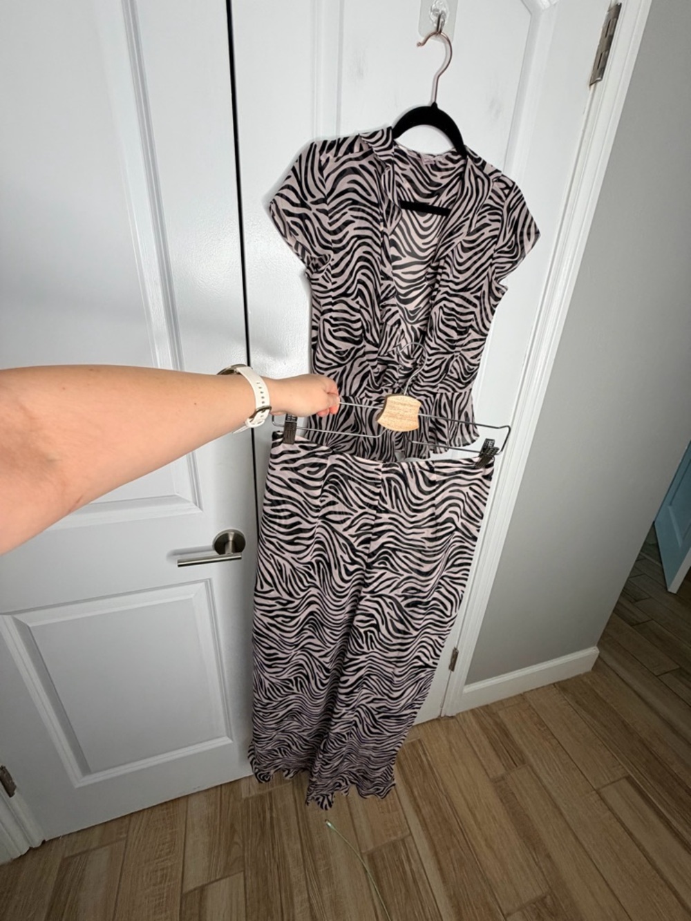 Victoria Secret Semi Sheer Zebra Matching Set Pajama Chic Lounge to Streetwear - Picture 9 of 13